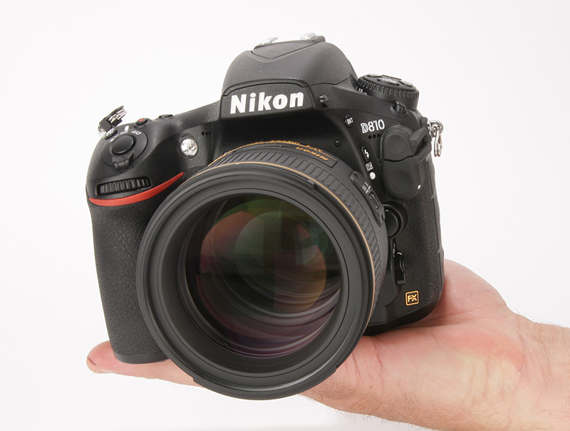 دوربین نیکون D810 با دو لنز